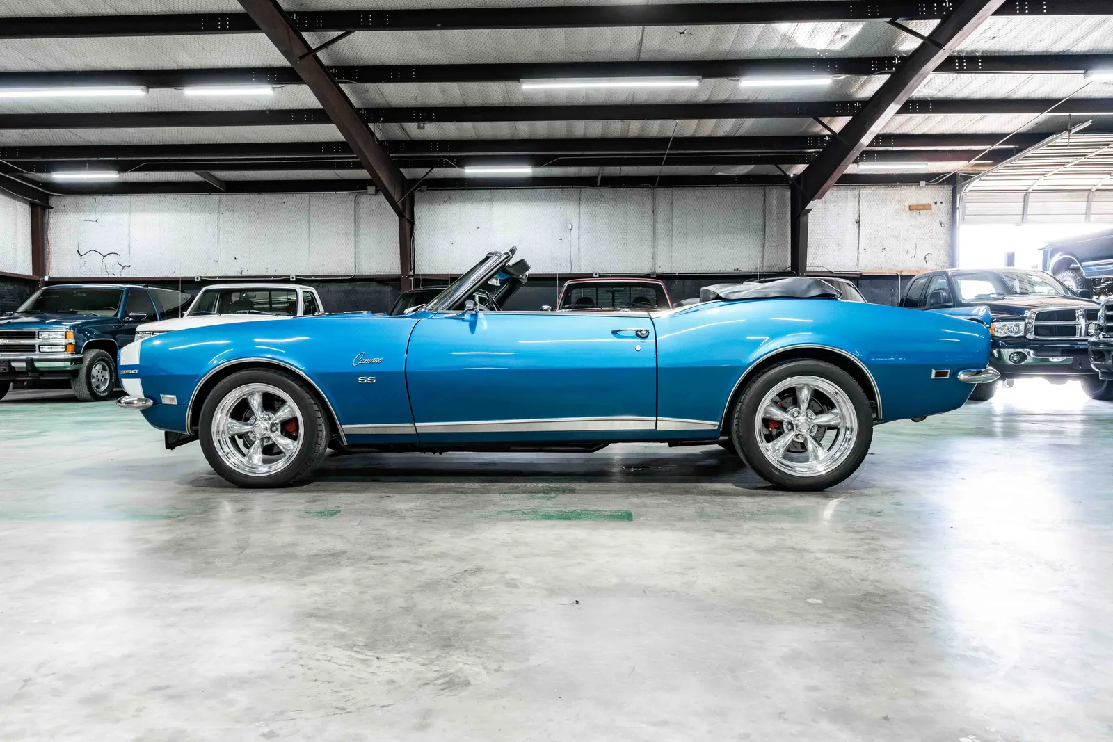 1968-Chevrolet-Camaro-RS-Convertible-Lemans Blue-124678N474064-34.jpg